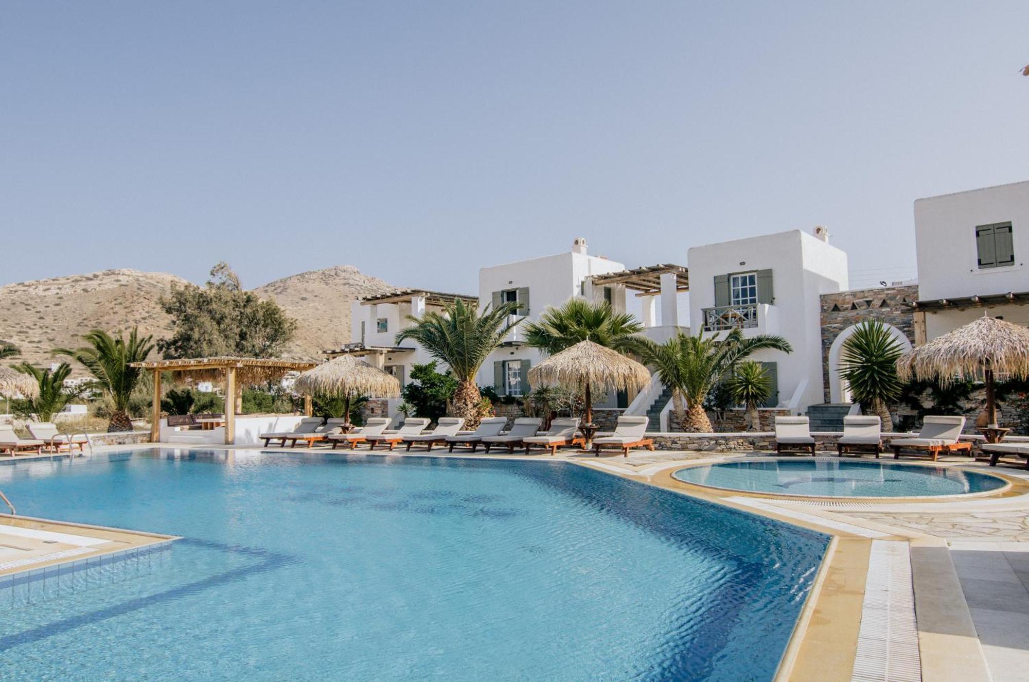 Yialos Ios Hotel Екстериор снимка