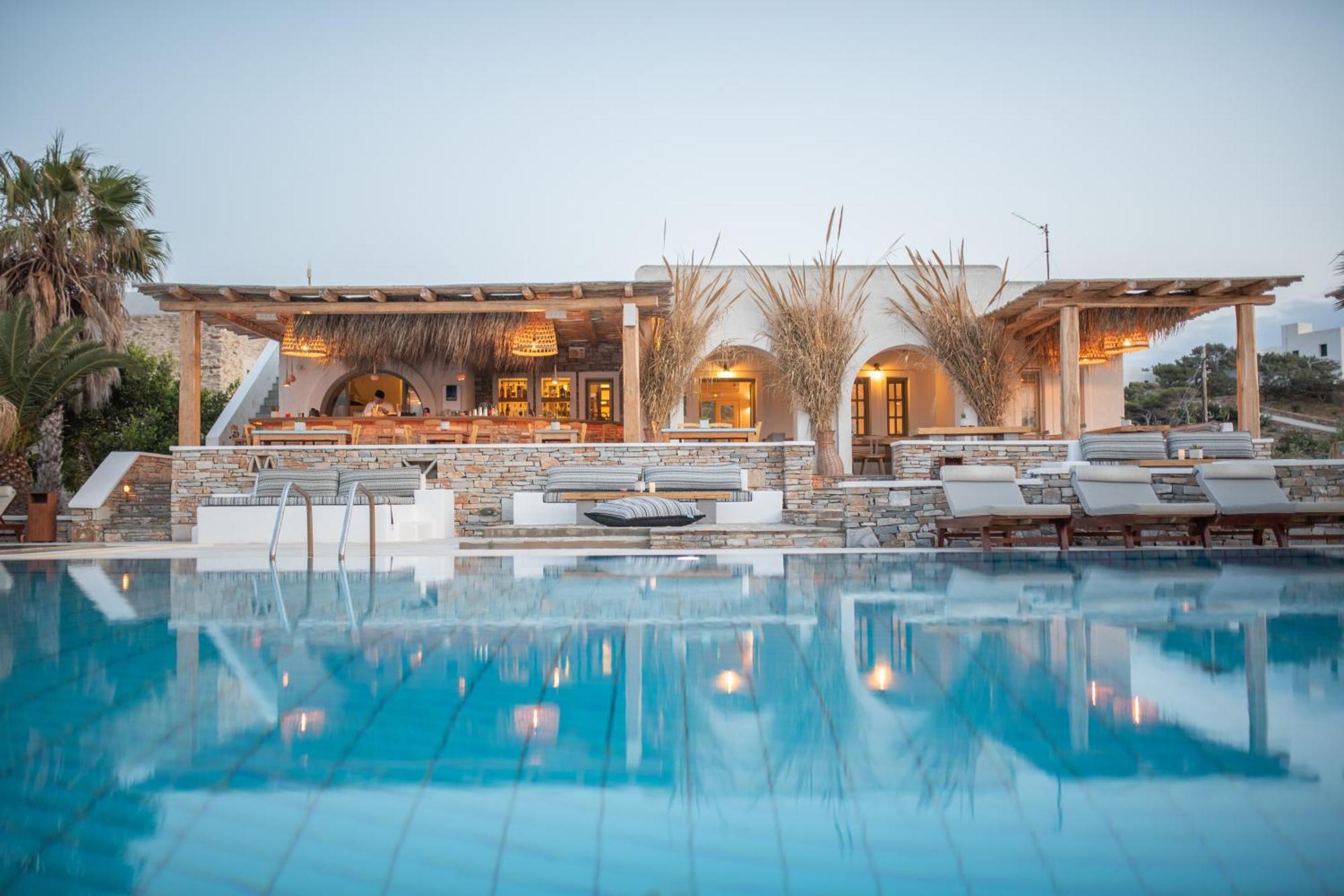 Yialos Ios Hotel Екстериор снимка