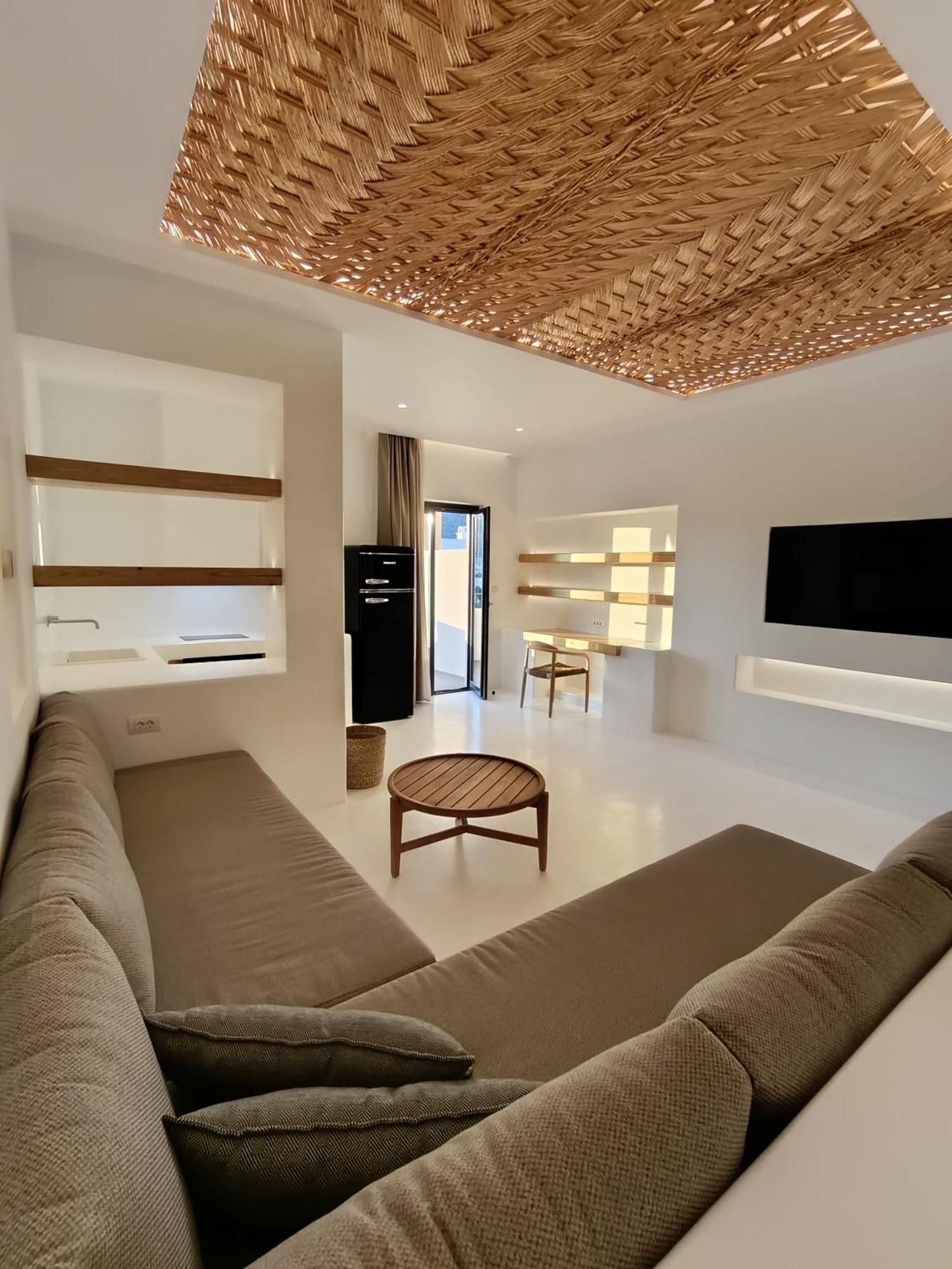 Yialos Ios Hotel Екстериор снимка