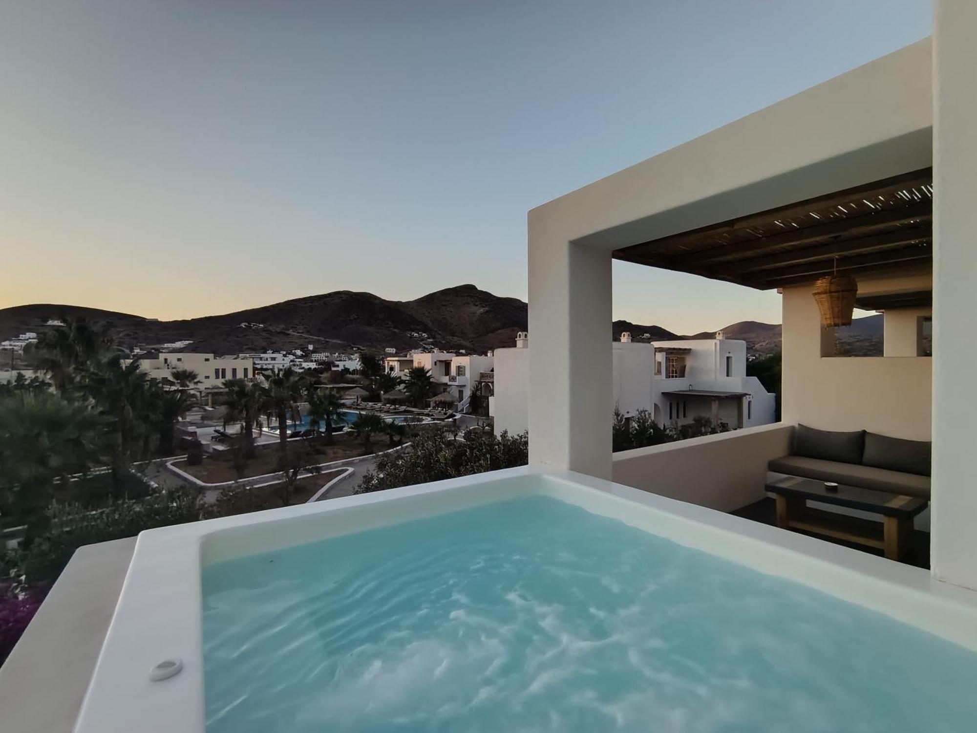 Yialos Ios Hotel Екстериор снимка